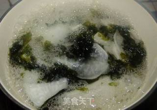 紫菜萝卜汤的做法步骤：3