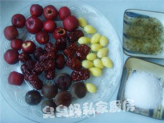 蜜四果的做法步骤：2