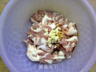青椒炒肉片的做法步骤：2
