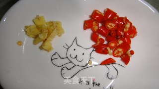 家常菜--辣炒刀豆丝的做法步骤：2