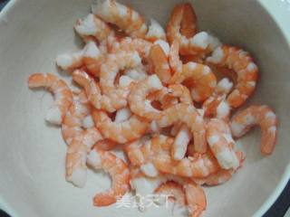 韭菜炒虾仁的做法步骤：2