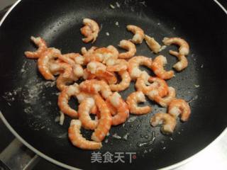 韭菜炒虾仁的做法步骤：2