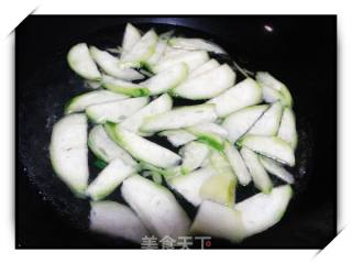 丝瓜紫菜蛋汤的做法步骤：2