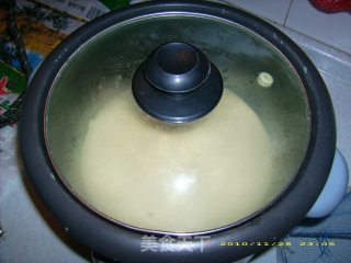 电饭锅做蛋糕的做法步骤：2