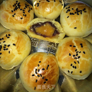 蛋黄酥的做法的做法