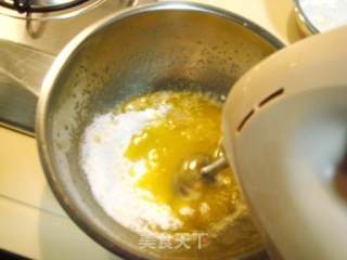 香草蛋黄小酥饼的做法步骤：2