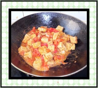 西红柿炖豆腐的做法步骤：2