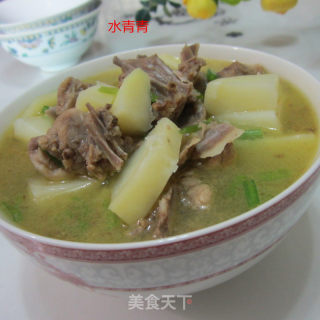 土豆老鸭汤--宴客菜的做法