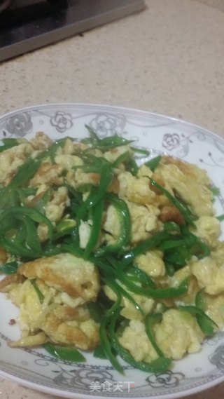 青椒炒鸡蛋的做法