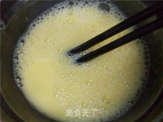 鸡蛋羹的做法步骤：2