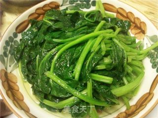 上汤菠菜的做法步骤：2