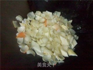 淮山炒百合的做法步骤：2