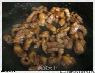 青椒土豆炒牛肉的做法步骤：2