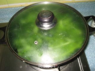 凉拌菠菜的做法步骤：2