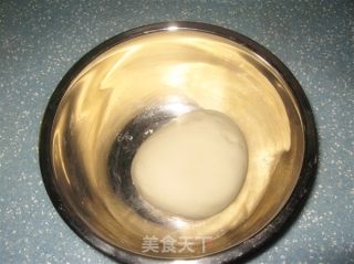 韭菜鸡蛋饺子的做法步骤：2