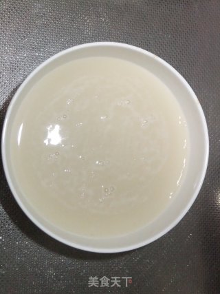 麦香卤肉夹馍的做法步骤：2