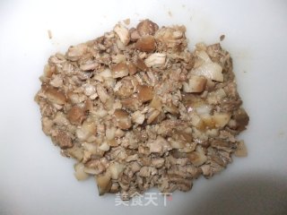 麦香卤肉夹馍的做法步骤：2