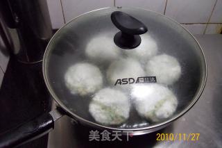 荠菜鲜肉土豆饼的做法步骤：2
