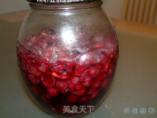 养颜健康山葡萄酒的做法步骤：2