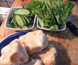 里脊肉饼的做法步骤：2