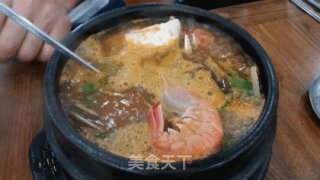 皮皮虾海鲜砂锅