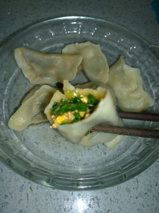 韭菜鸡蛋水饺的做法