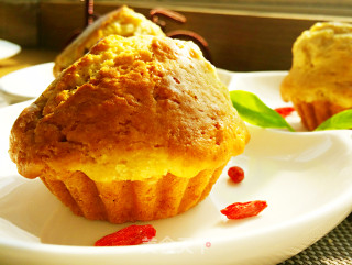莓果马芬(BUTTERMILK BERRY MUFFINS)的做法