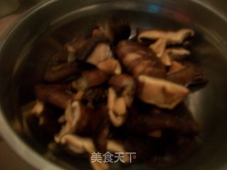 家常香菇排骨的做法步骤：2