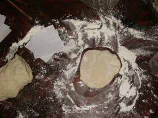 鲜菜肉包的做法步骤：2