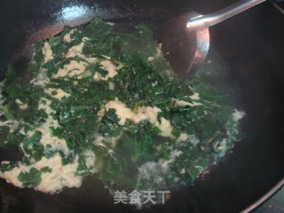荠菜蛋花汤的做法步骤：2