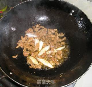 蛋酥炒面的做法步骤：2