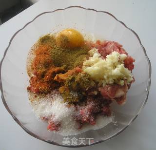 炸牛排的做法步骤：2