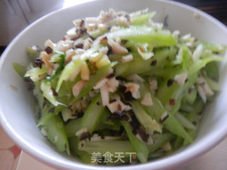 炒芹菜杏鲍菇的做法