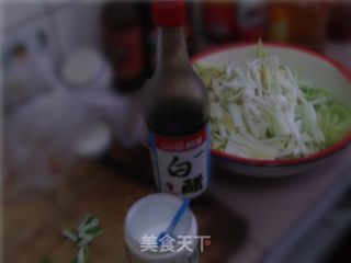 酸滑啤酒白菜的做法步骤：2