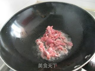 蒜白爆羊肉的做法步骤：3