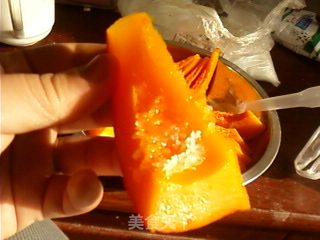 清蒸南瓜~的做法步骤：2