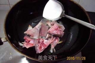 【鲈鱼精典吃法】---《酱爆大葱鲈鱼片》河鲜餐的做法步骤：13
