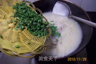 【鲈鱼精典吃法】---《酱爆大葱鲈鱼片》河鲜餐的做法步骤：13