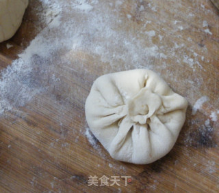 甘蓝肉馅饼的做法步骤：2
