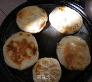 甘蓝肉馅饼的做法步骤：2