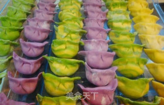 五彩饺子的做法