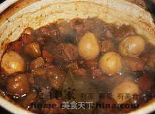 菇香栗子卤肉饭的做法步骤：4