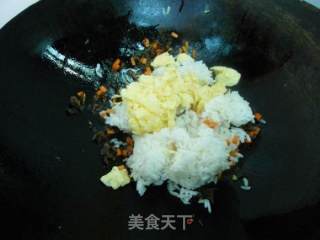 梅干菜炒饭的做法步骤：2