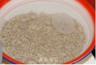 香葱炒红肉的做法步骤：2