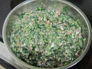荠菜饺子的做法步骤：2