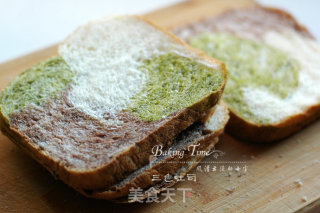迎接缤纷的春天：三彩吐司的做法