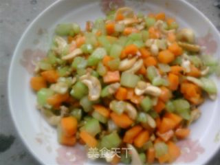 杂蔬炒肉末的做法步骤：2