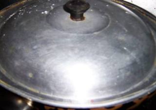 粗粮细作贴饼子的做法步骤：4