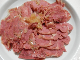 五香牛肉的做法