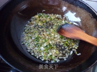葱香十足--老北京葱油饼的做法步骤：3